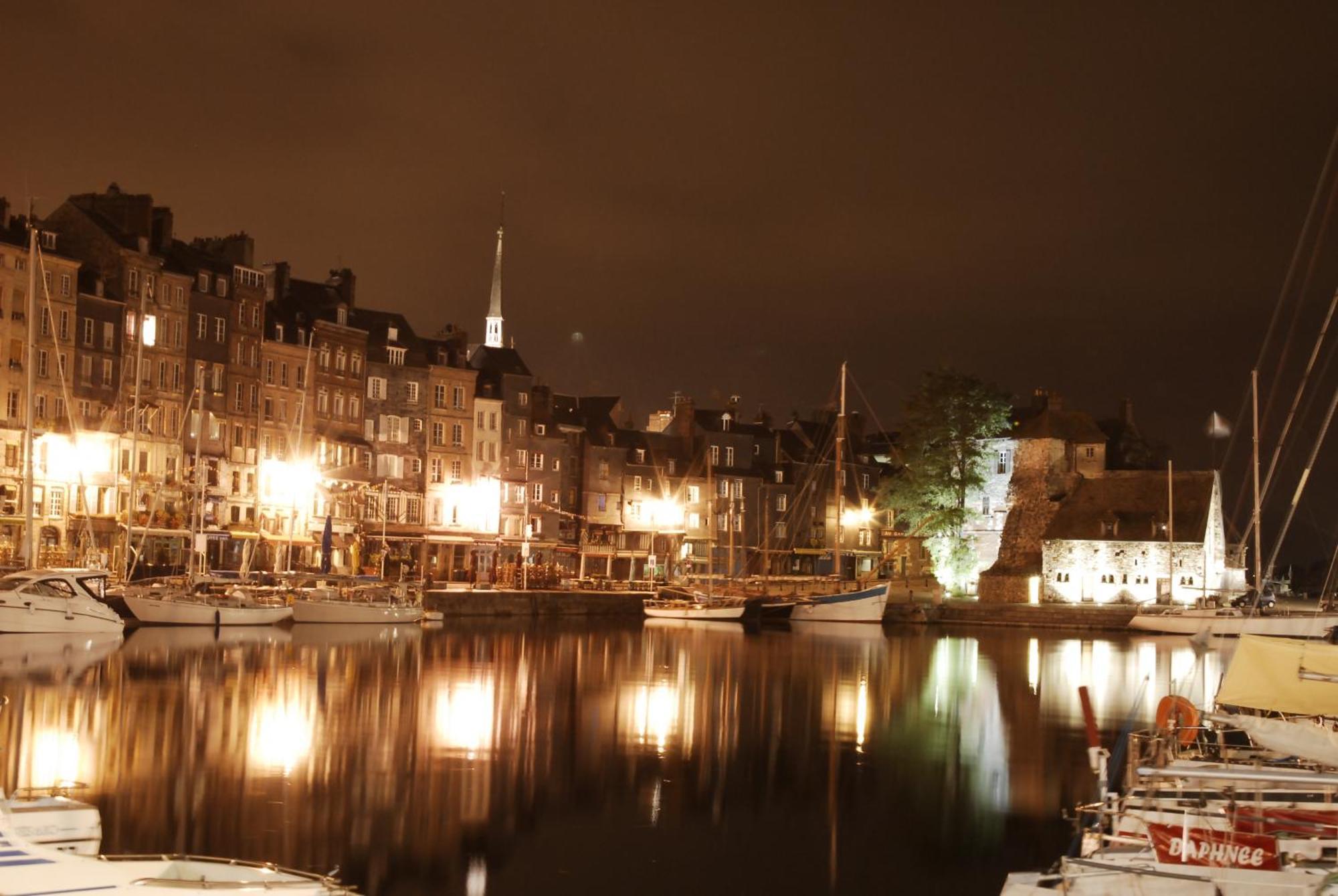Escapade Au Coeur De Honfleur Avec Parking Prive Et Vue Panoramique Apartment Ngoại thất bức ảnh