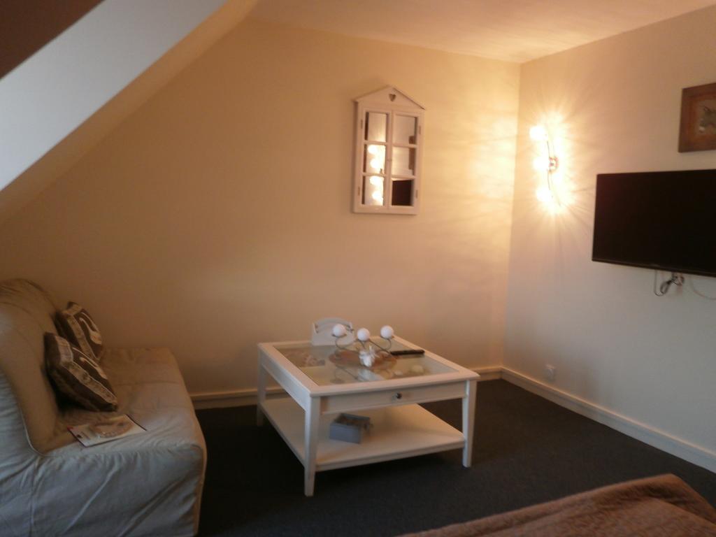 Escapade Au Coeur De Honfleur Avec Parking Prive Et Vue Panoramique Apartment Phòng bức ảnh